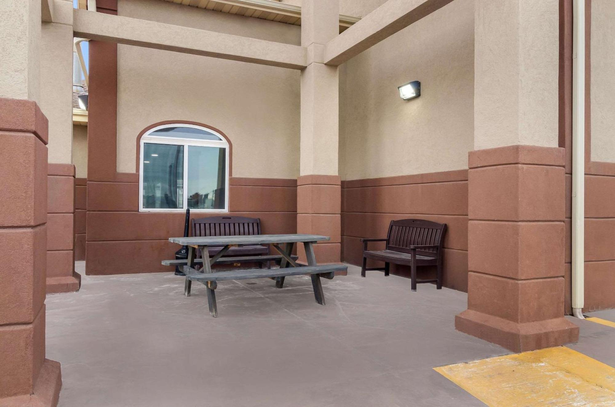 Econo Lodge Scottsbluff Dış mekan fotoğraf